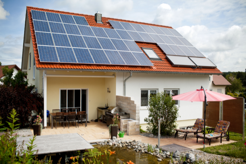 10:00 h - Nuevas tendencias  tecnológicas en el mercado de los paneles fotovoltaicos.